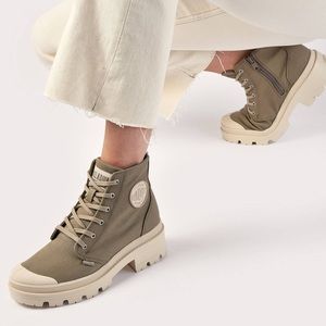 Palladium - Free People - Women’s ‘Pallabase Twill’ Boots - Dune - Size 9